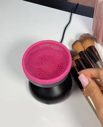 Mini Makeup Brush Cleaner | Easy Brush Cleaning UAE - Image 6